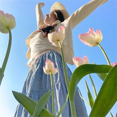 我与妈妈的黄色脚踏车